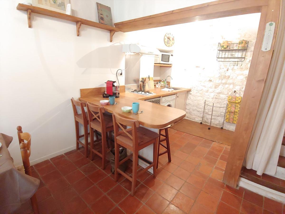 Charmante Maison Arlesienne A L'Ombre Des Arenes, De 2 A 5P Exterior foto